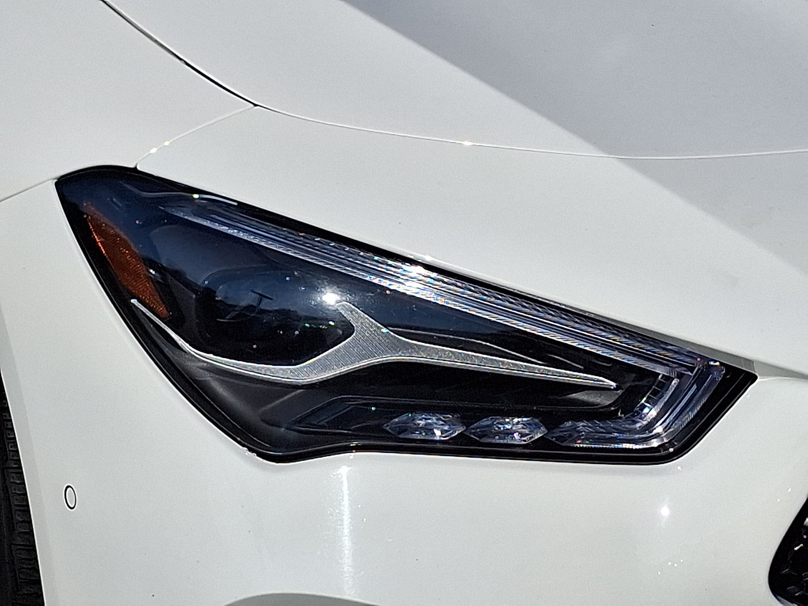 Used 2025 Mercedes-Benz CLA 250 4MATIC image 9
