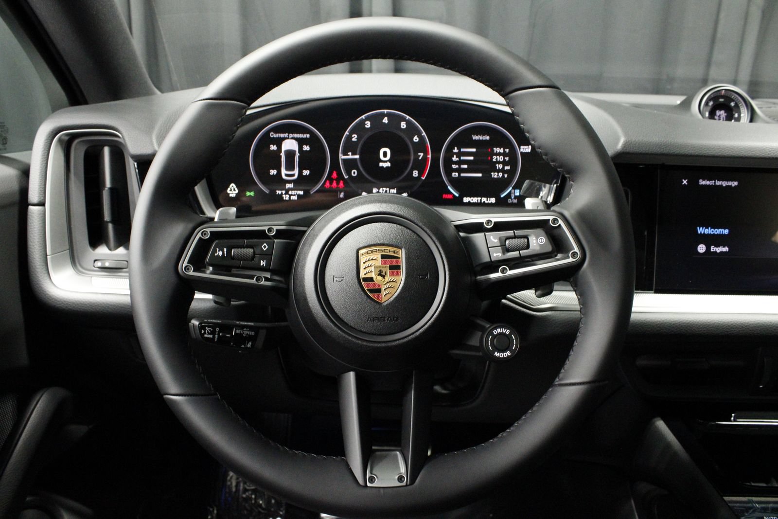 New 2026 Porsche Cayenne Coupe AWD/4WD image 22
