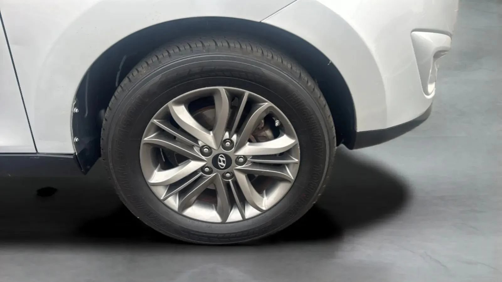 Used 2014 Hyundai Tucson SE FWD image 29