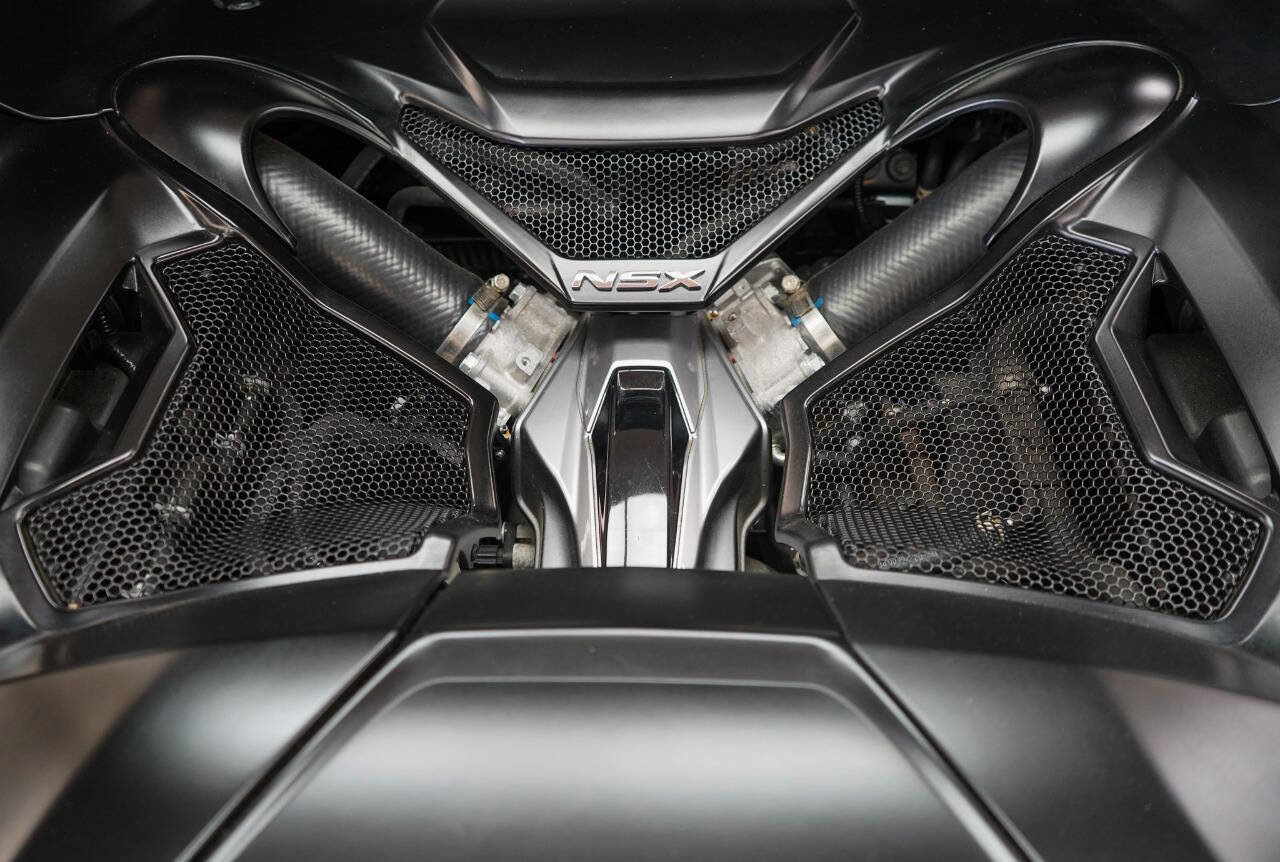Used 2019 Acura NSX AWD/4WD image 36