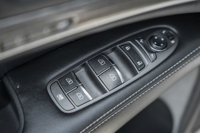 Used 2019 INFINITI QX60 Luxe w/ Essential Package image 42