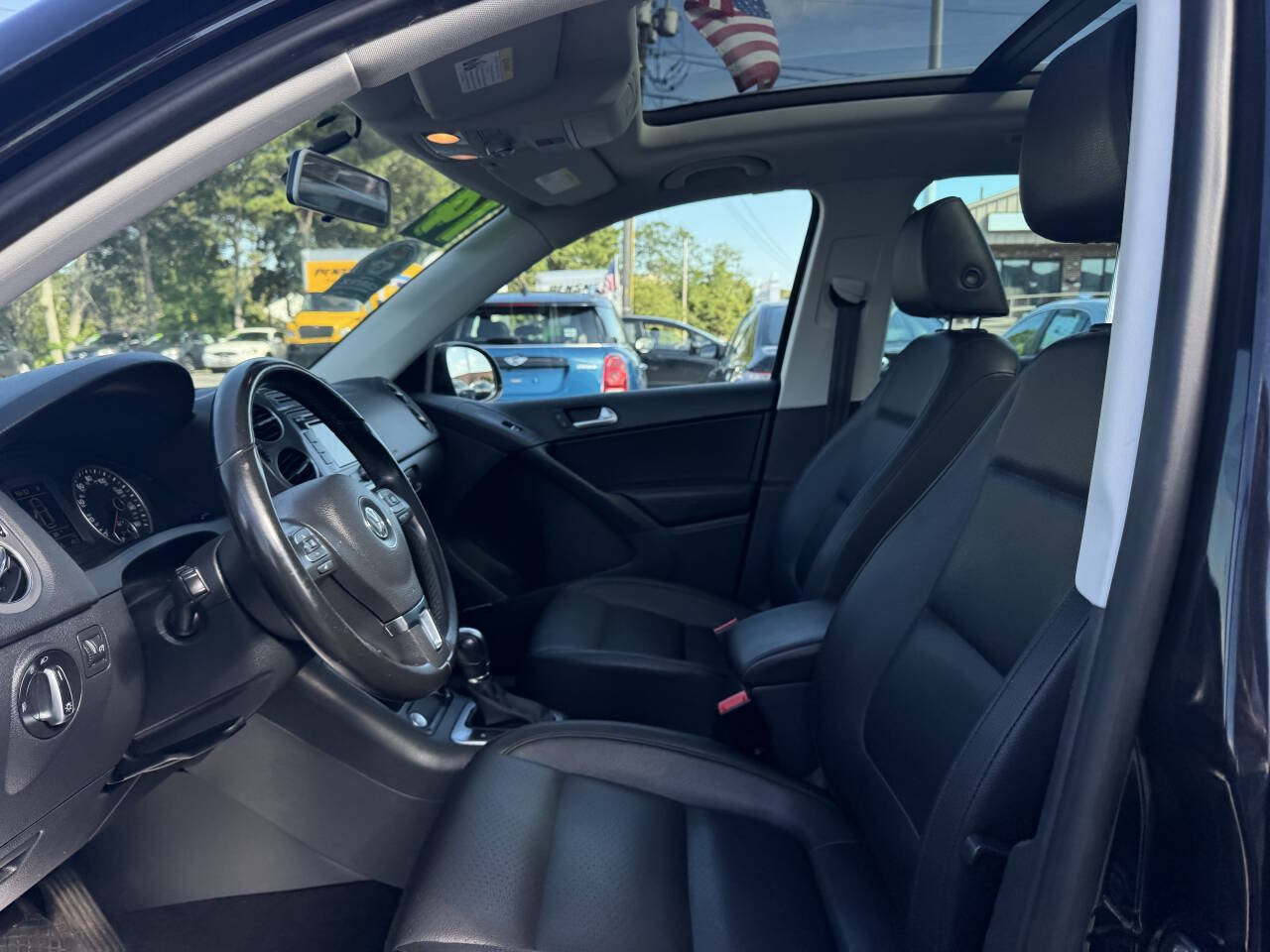 Used 2014 Volkswagen Tiguan SEL AWD/4WD image 15