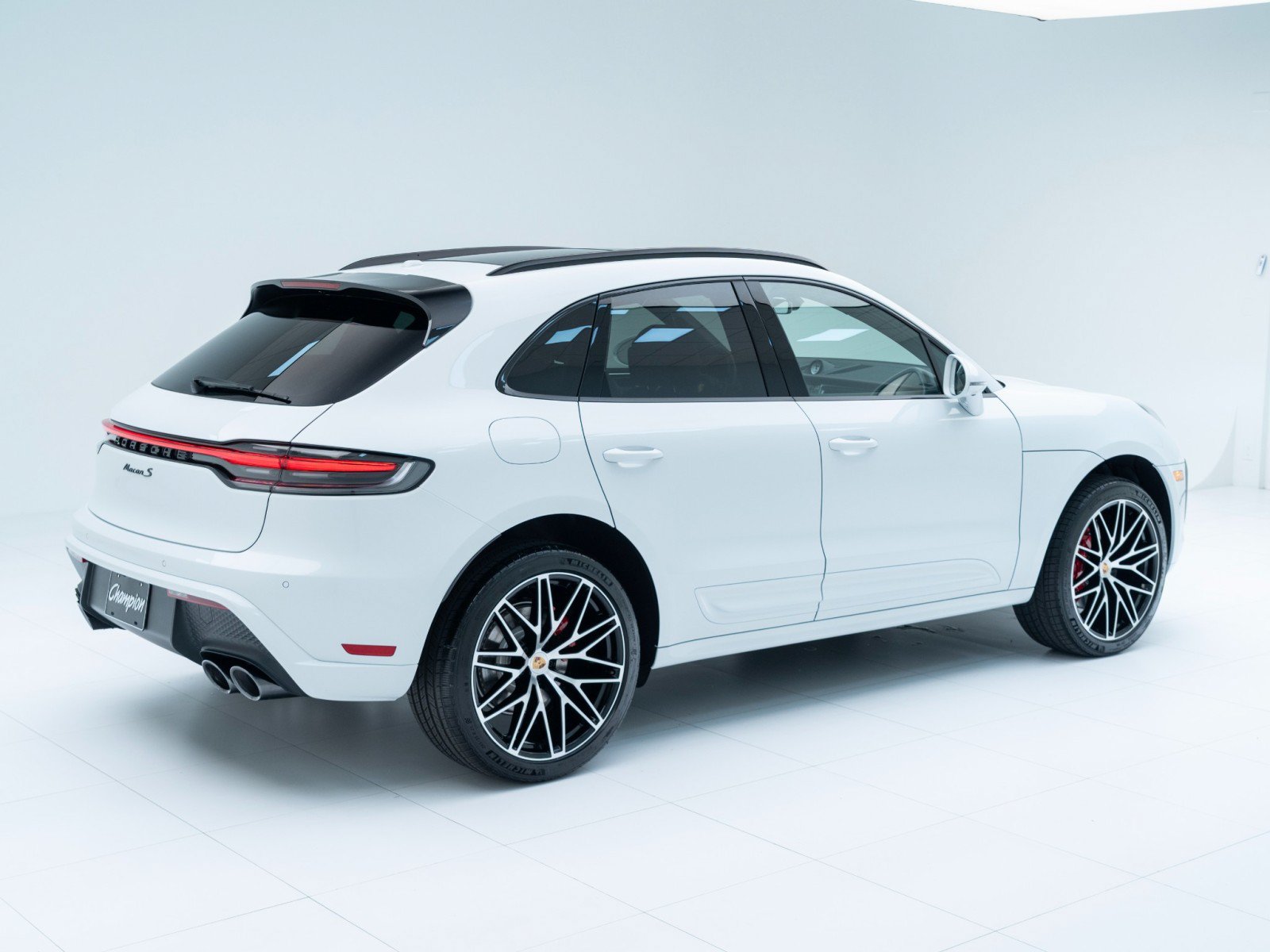 New 2026 Porsche Macan S AWD/4WD image 13