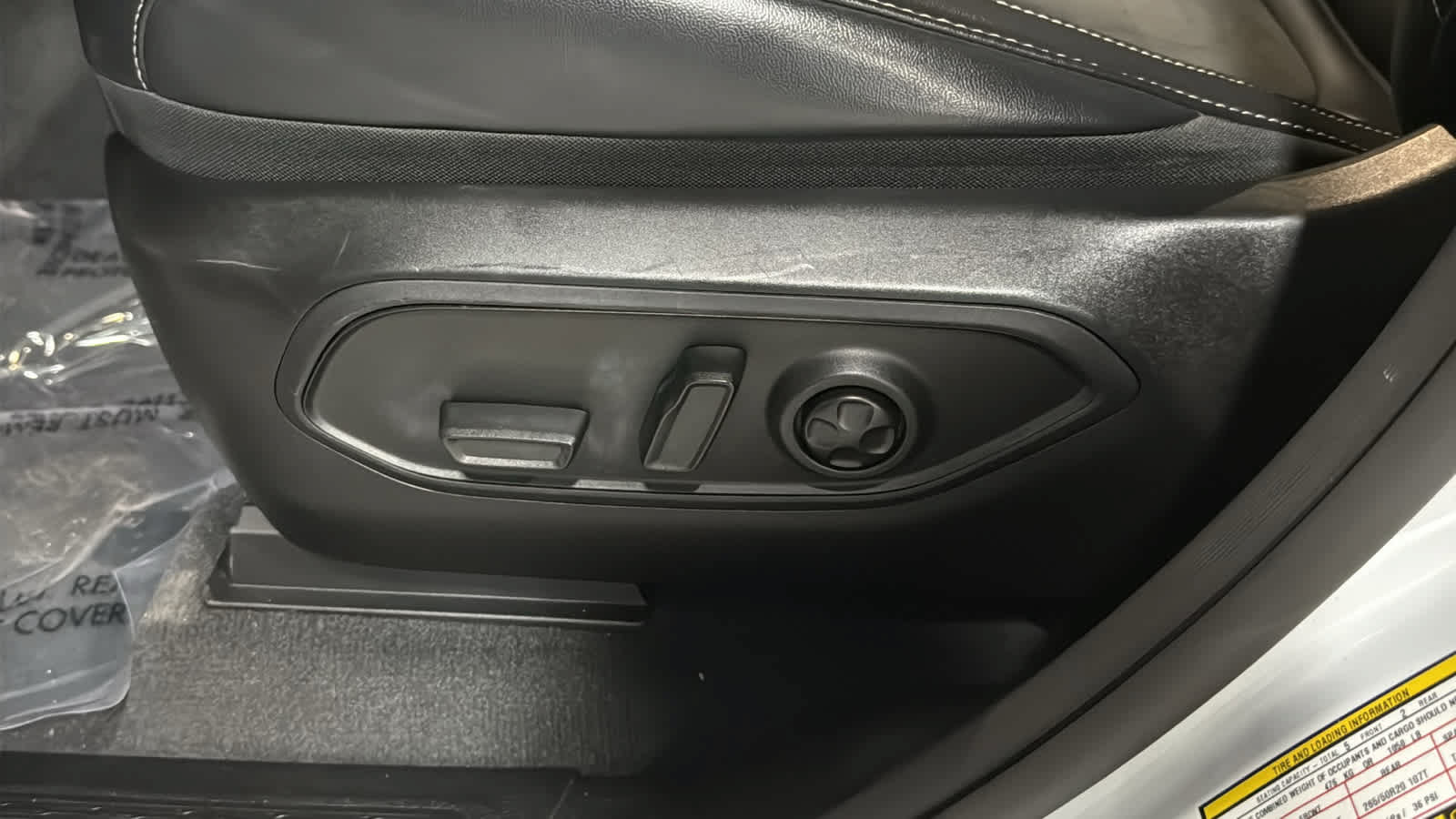 Used 2022 Jeep Grand Cherokee Altitude AWD/4WD image 21