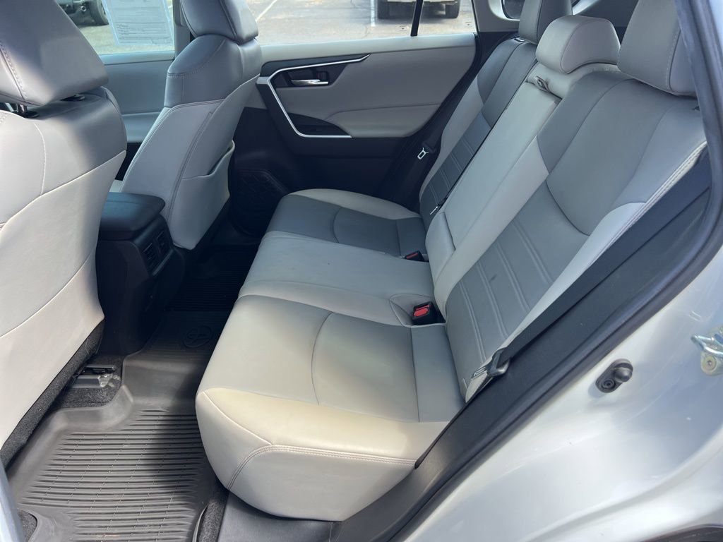Used 2021 Toyota RAV4 XLE Premium FWD image 19