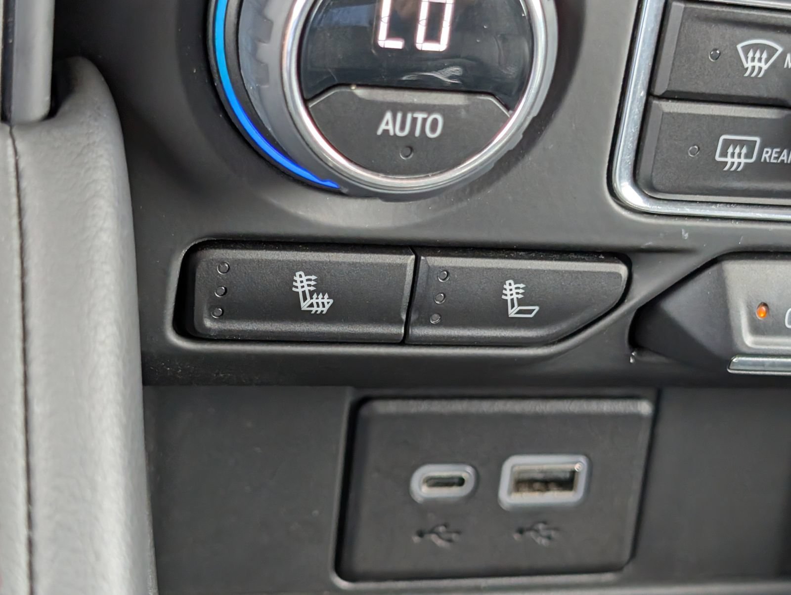 Used 2023 Chevrolet Tahoe RST AWD/4WD image 29