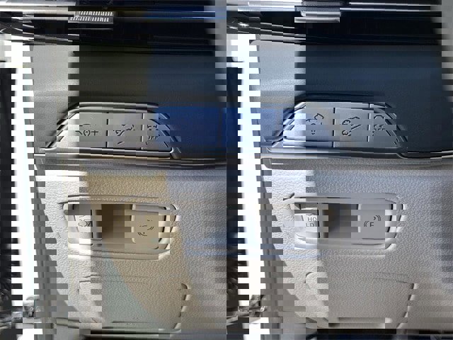 New 2026 Genesis GV80 3.5T e-SC image 26