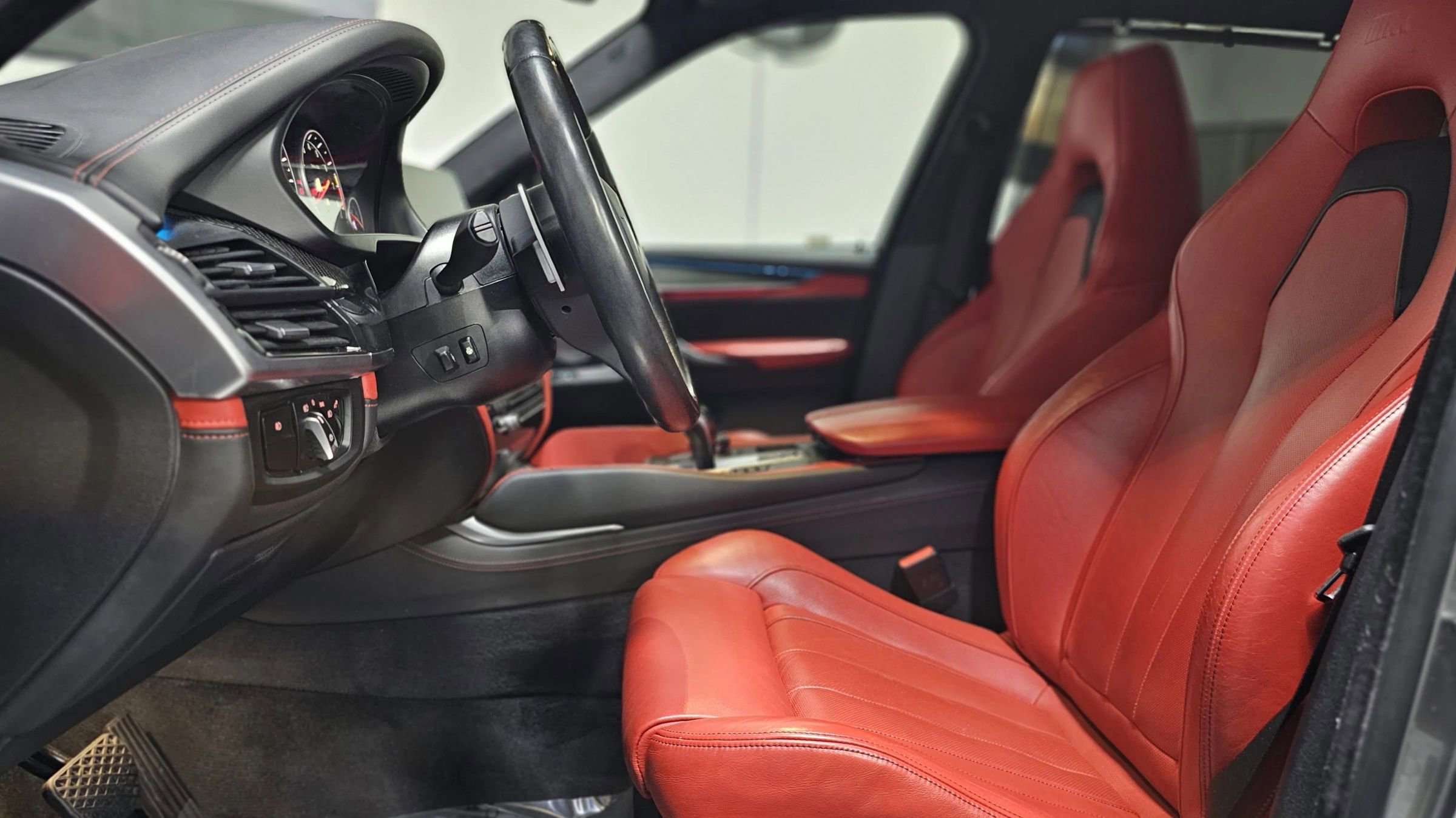 Used 2018 BMW X5 M w/ Executive Package image 13