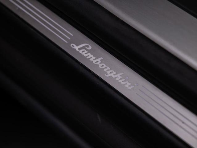 Used 2021 Lamborghini Urus image 29