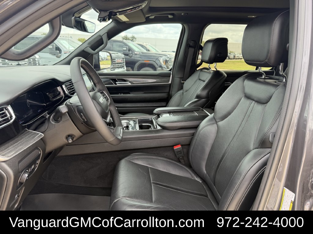 Used 2022 Jeep Wagoneer Series II w/ Premium Group I AWD/4WD image 27