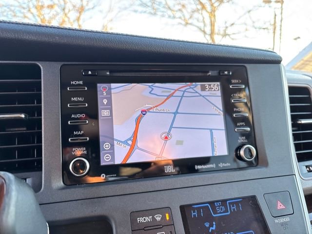 Used 2020 Toyota Sienna XLE image 26