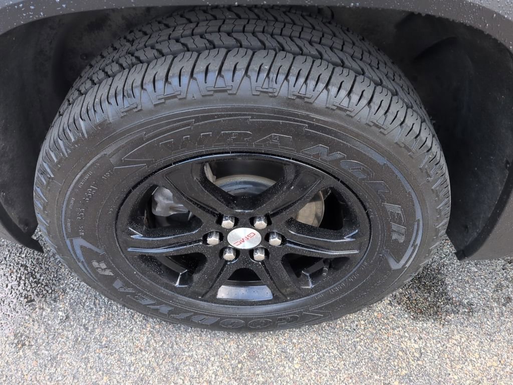 Used 2023 GMC Acadia AT4 w/ Trailering Package AWD/4WD image 18
