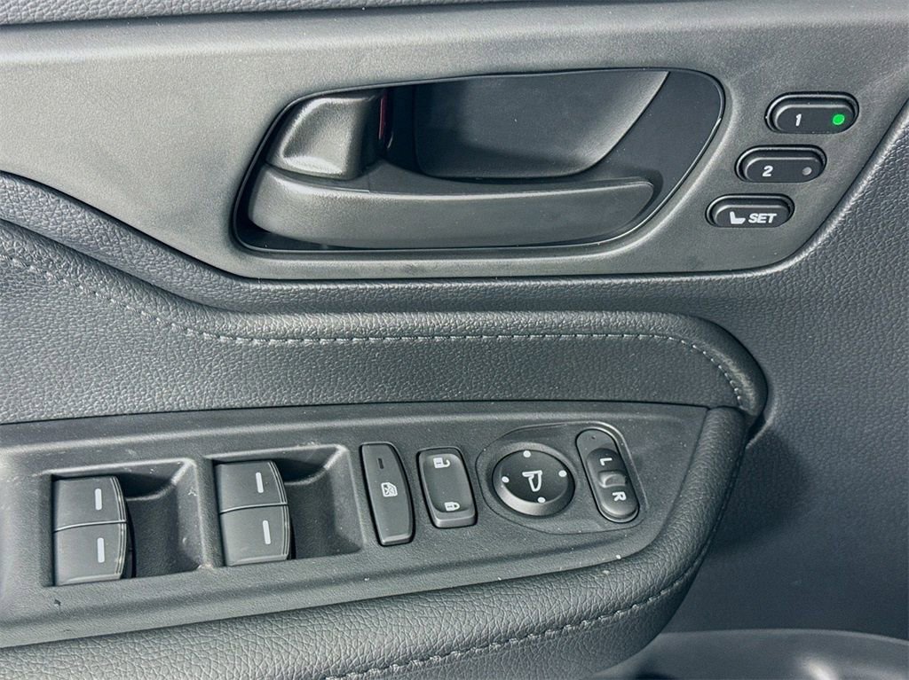 New 2026 Honda Odyssey Sport-L image 25