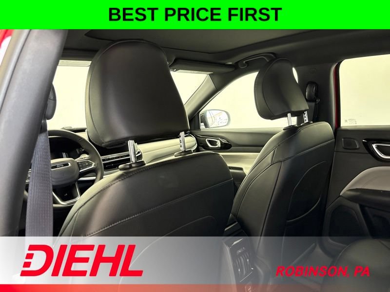 New 2026 Jeep Compass Limited AWD/4WD image 18