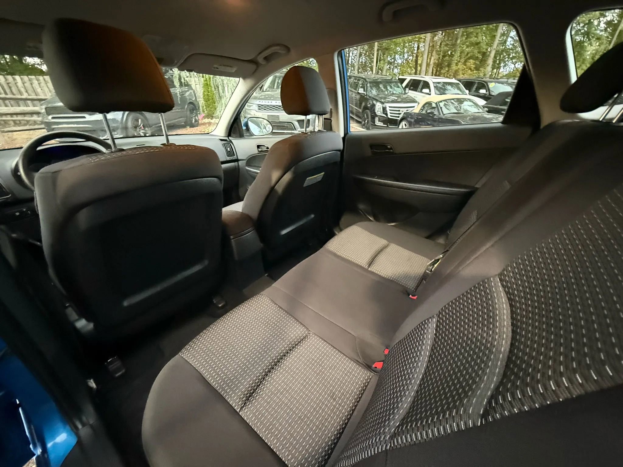 Used 2010 Hyundai Elantra GLS image 17