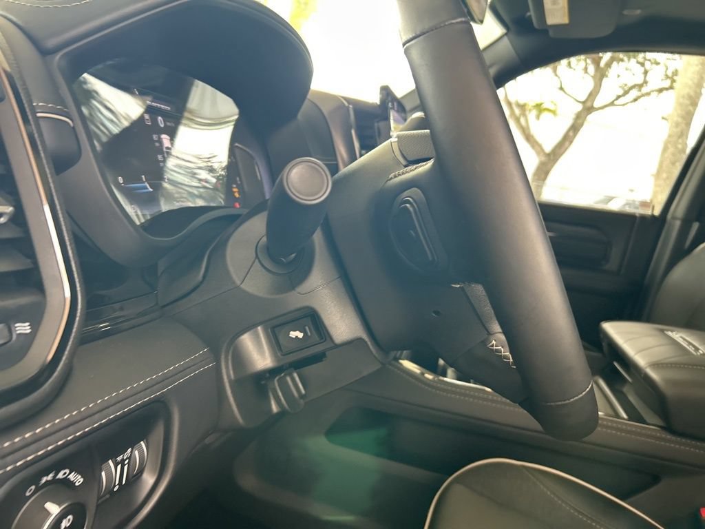Used 2025 RAM 2500 Limited AWD/4WD image 56