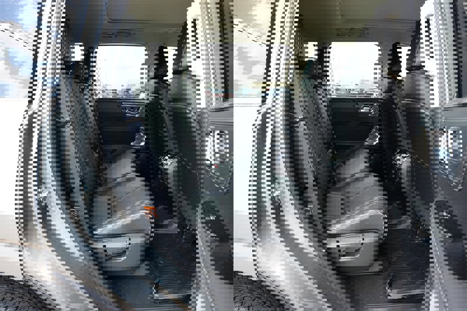 New 2025 INFINITI QX80 Sensory image 23