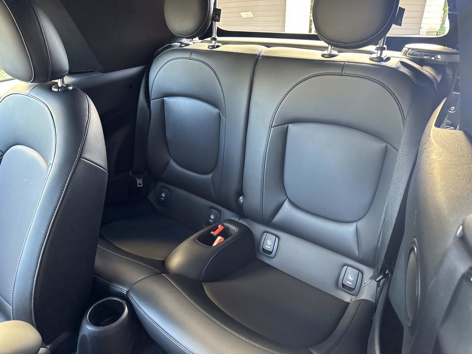 Used 2019 MINI Cooper Convertible FWD image 11