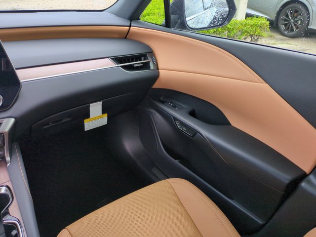 New 2026 Lexus RX 450h AWD w/ Convenience Package image 16