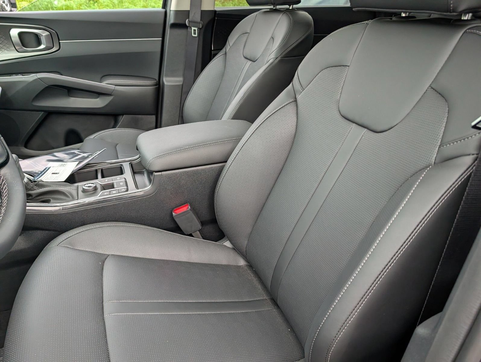 New 2026 Kia Sorento S w/ S Panoramic Sunroof Package FWD image 25