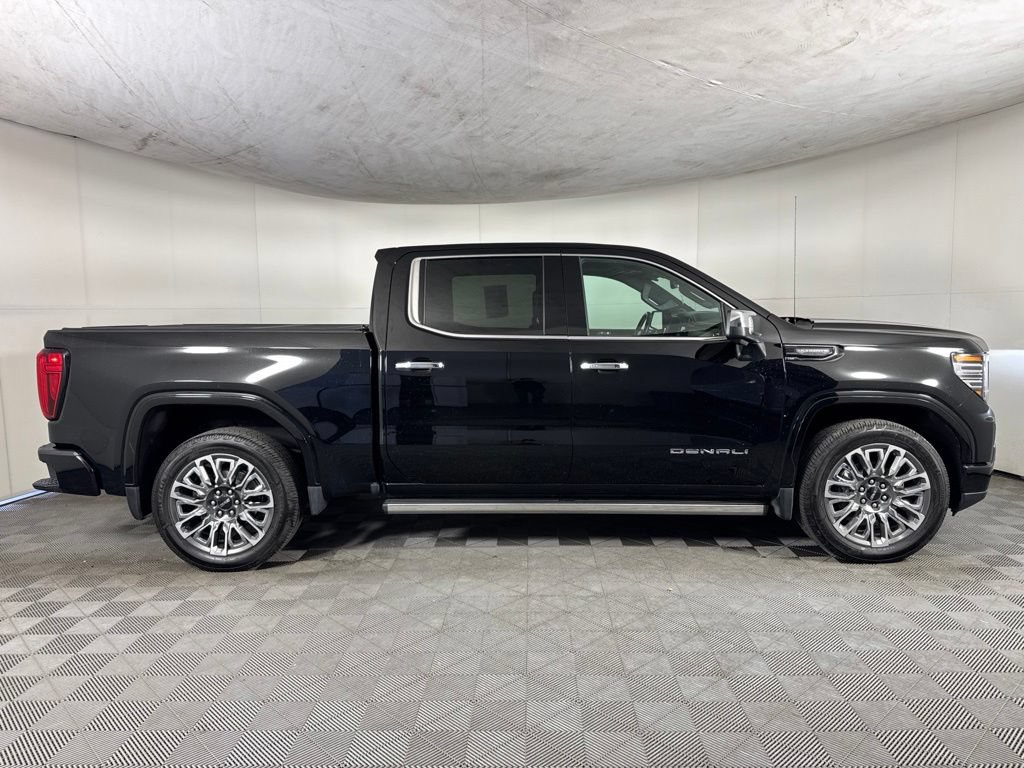Certified 2024 GMC Sierra 1500 Denali Ultimate AWD/4WD image 4