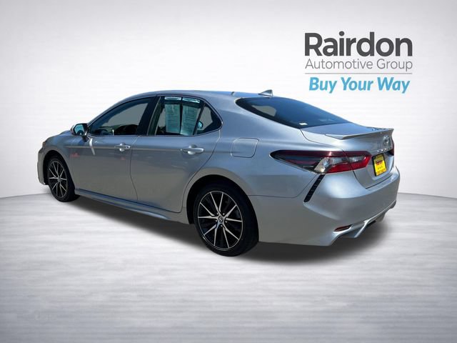 Used 2023 Toyota Camry SE FWD image 5