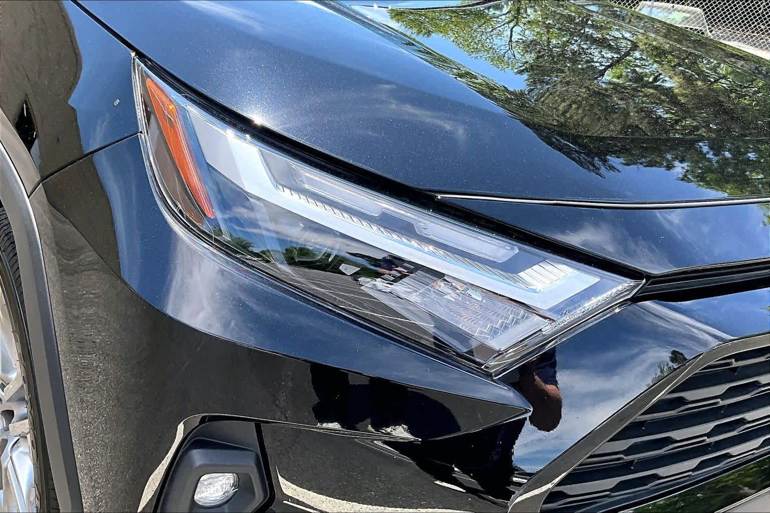 Certified 2025 Toyota RAV4 XLE Premium FWD image 28
