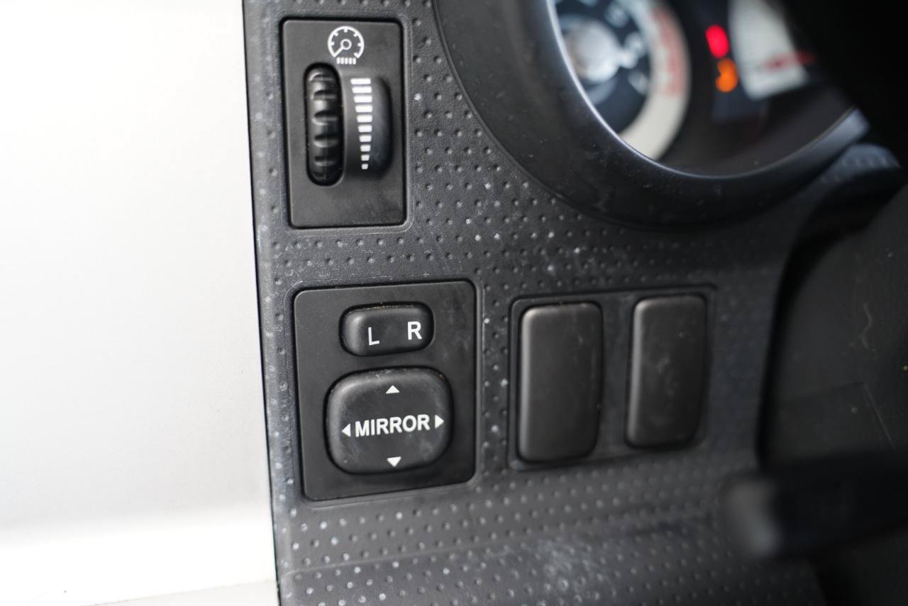 Used 2008 Toyota FJ Cruiser 4WD image 24