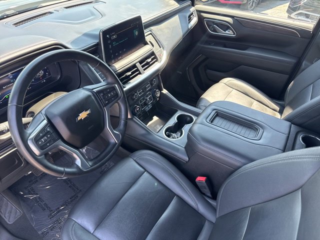 Used 2023 Chevrolet Suburban LT RWD image 7