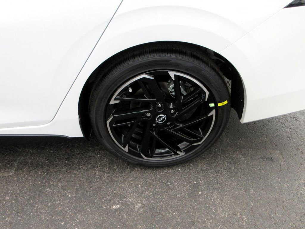 New 2026 Nissan Sentra SR w/ SR All Weather Package image 9