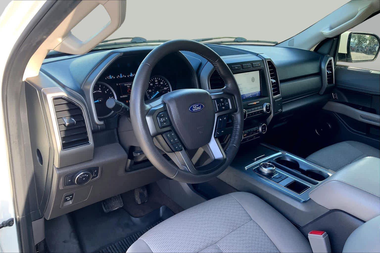 Used 2020 Ford Expedition XLT w/ Cargo Package RWD image 18