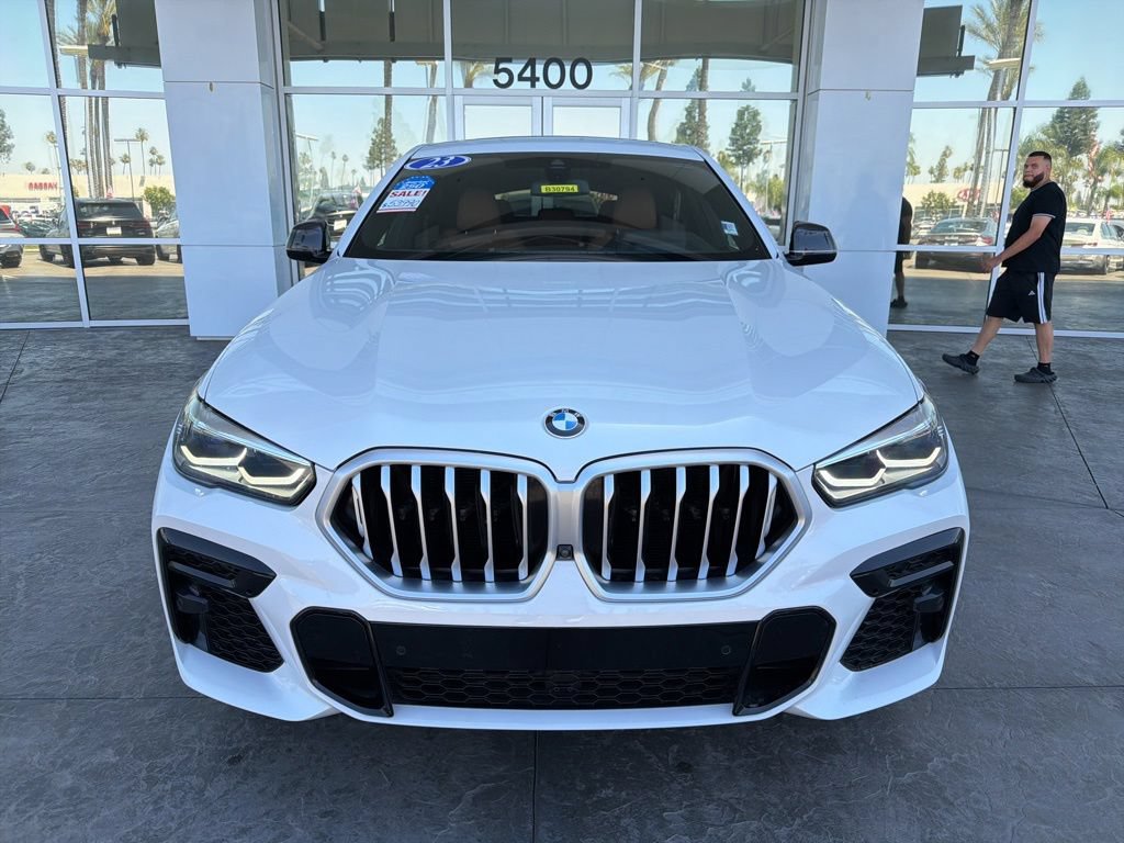 Used 2023 BMW X6 xDrive40i w/ M Sport Package AWD/4WD image 2