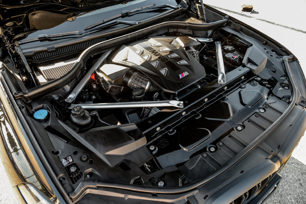 Used 2024 BMW X5 M60i AWD/4WD image 47