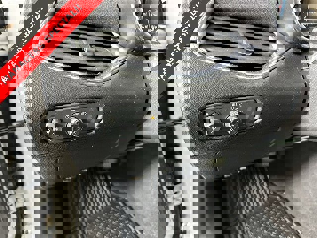 Used 2020 Chevrolet Malibu LT image 18