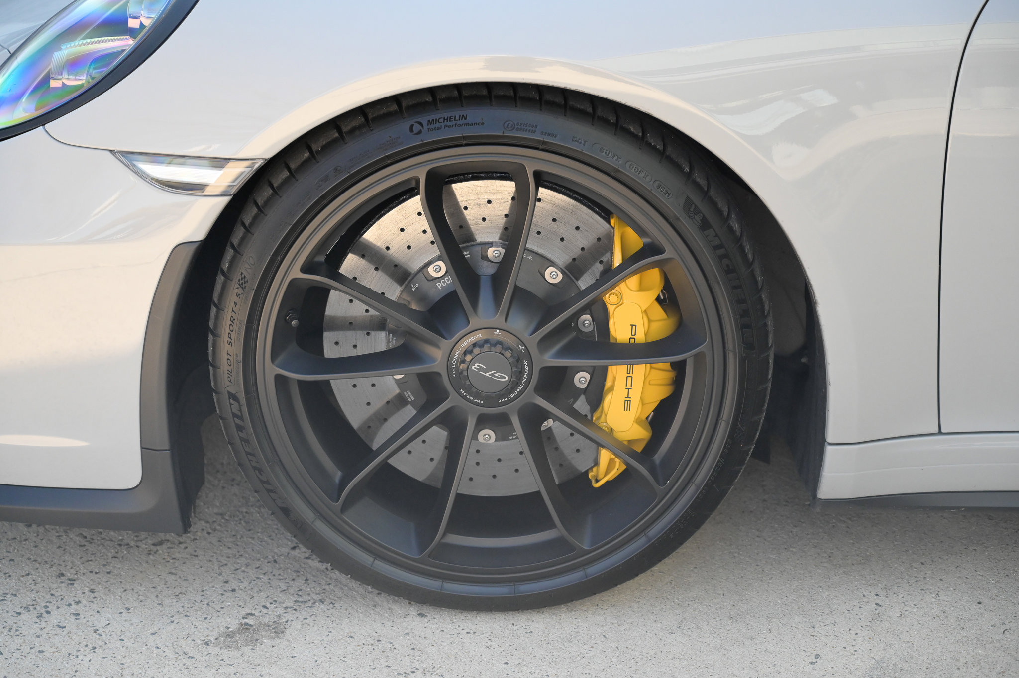 Used 2018 Porsche 911 GT3 image 9