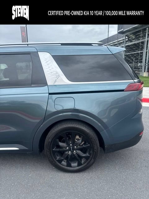 Certified 2023 Kia Carnival SX FWD image 5