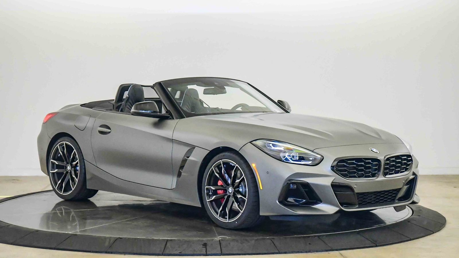New 2026 BMW Z4 M40i image 32