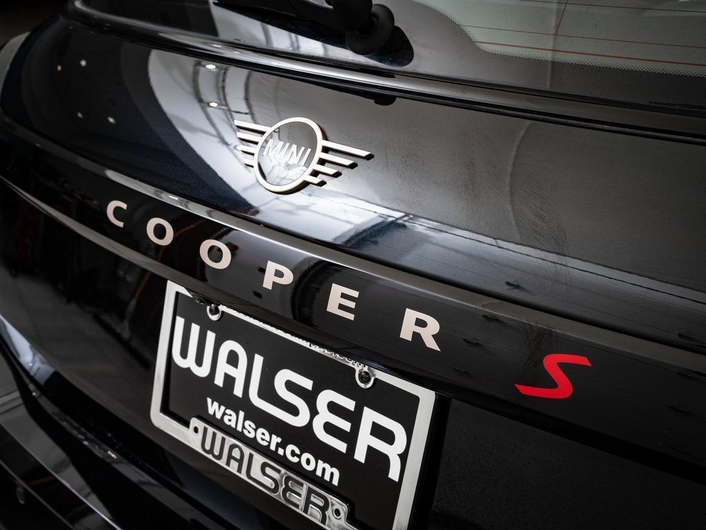 Certified 2025 MINI Cooper S image 18