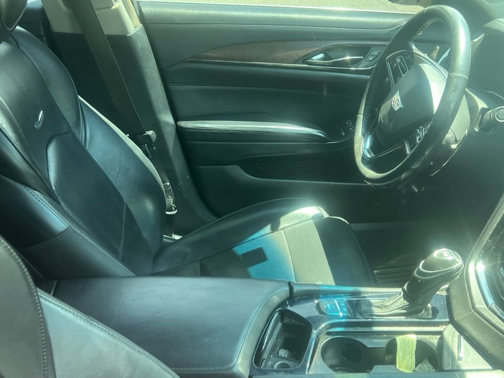 Used 2017 Cadillac CTS Luxury RWD image 3