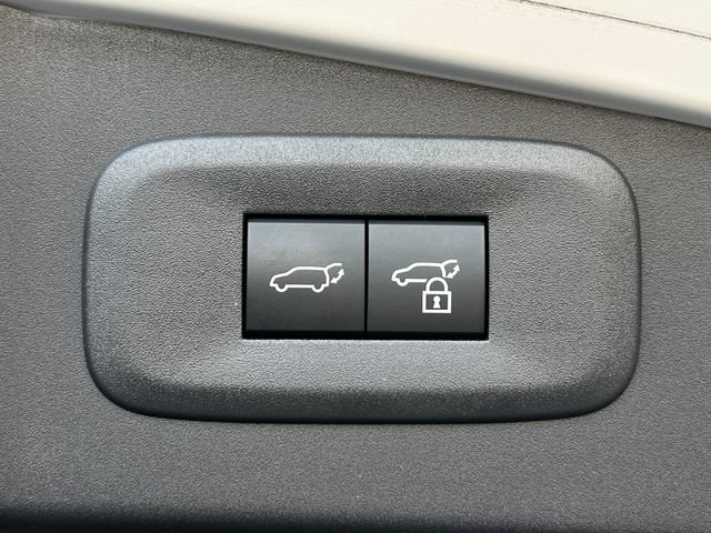 Used 2025 Lexus RZ 300e FWD image 22