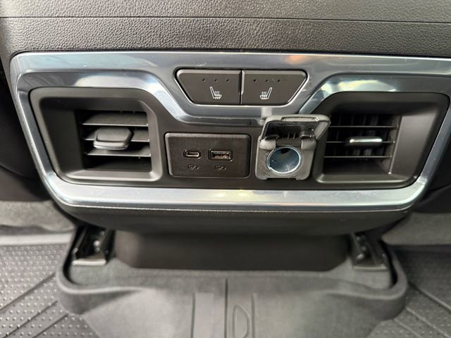 Used 2019 Chevrolet Silverado 1500 High Country image 36