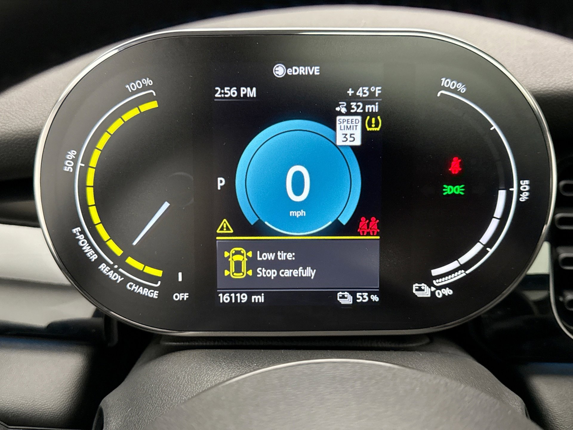 Used 2023 MINI Cooper SE image 13