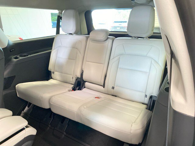 New 2026 Lincoln Navigator L Reserve AWD/4WD image 14