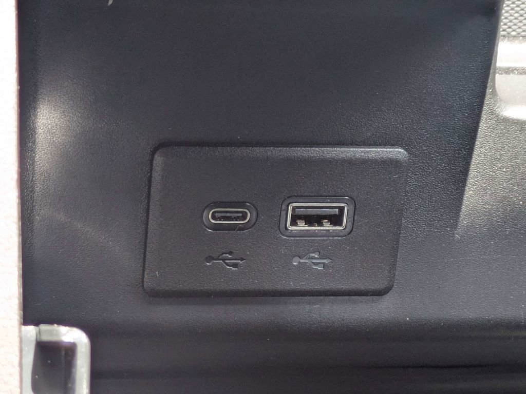 Used 2024 GMC Sierra 1500 Denali w/ Technology Package image 26