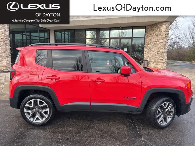 Used 2017 Jeep Renegade Latitude w/ Cold Weather Group video 2