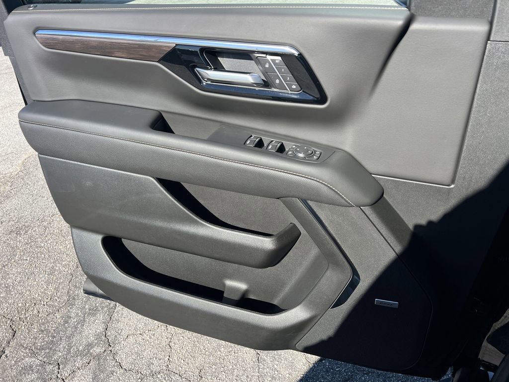 New 2026 Chevrolet Tahoe Premier image 14