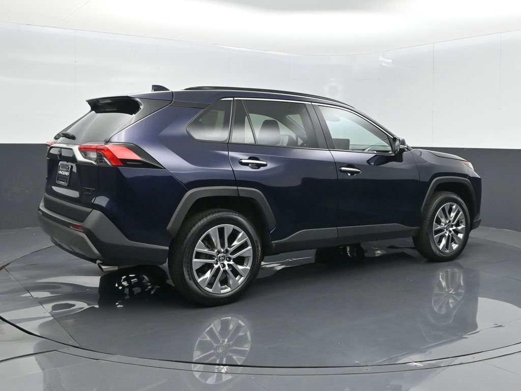 Used 2023 Toyota RAV4 Limited image 7