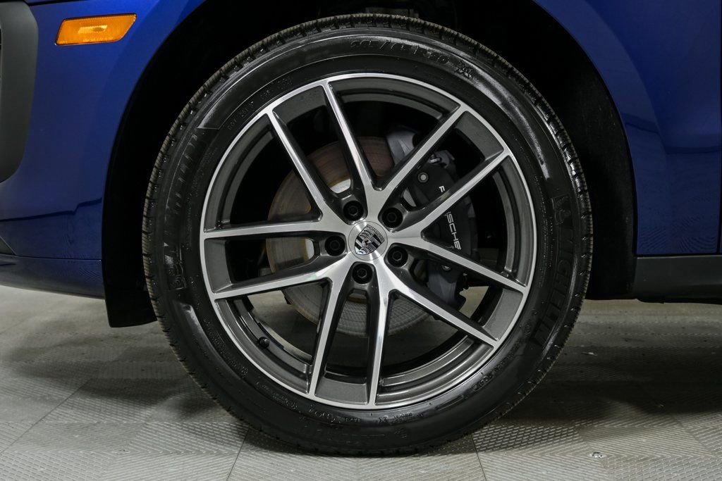 New 2026 Porsche Macan image 39