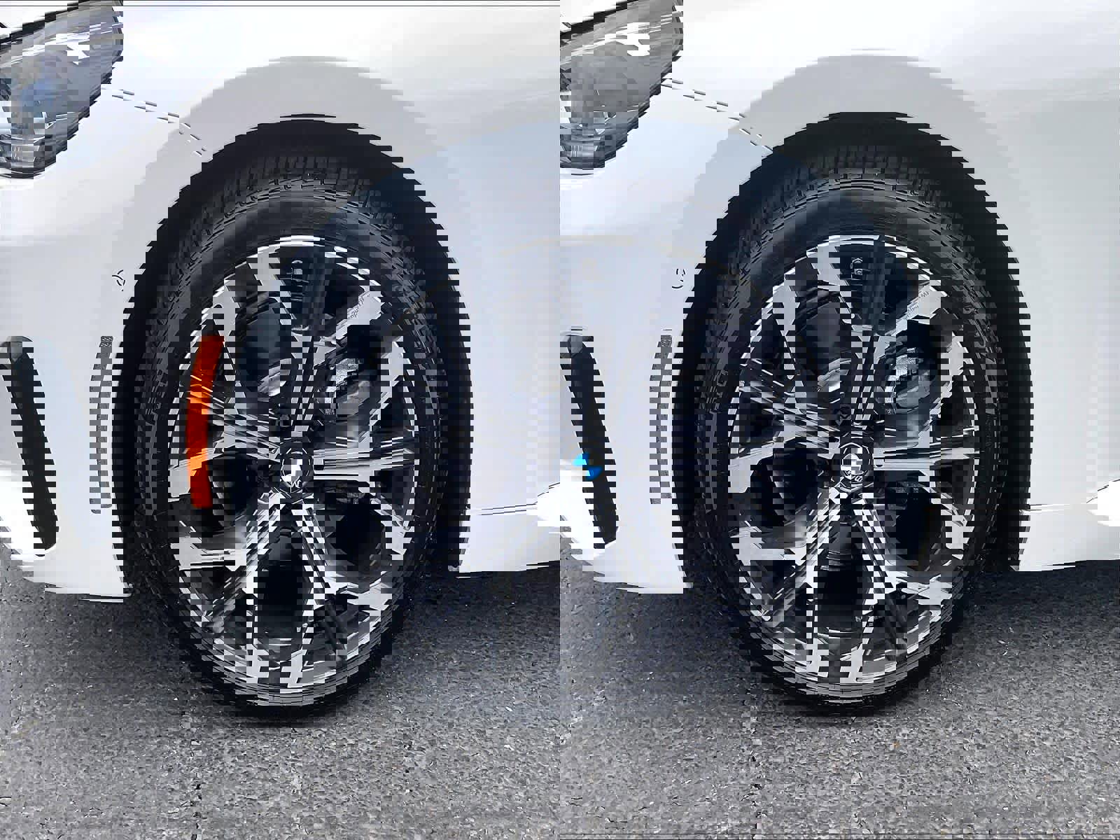 Used 2025 BMW 230i Coupe w/ Convenience Package RWD image 11