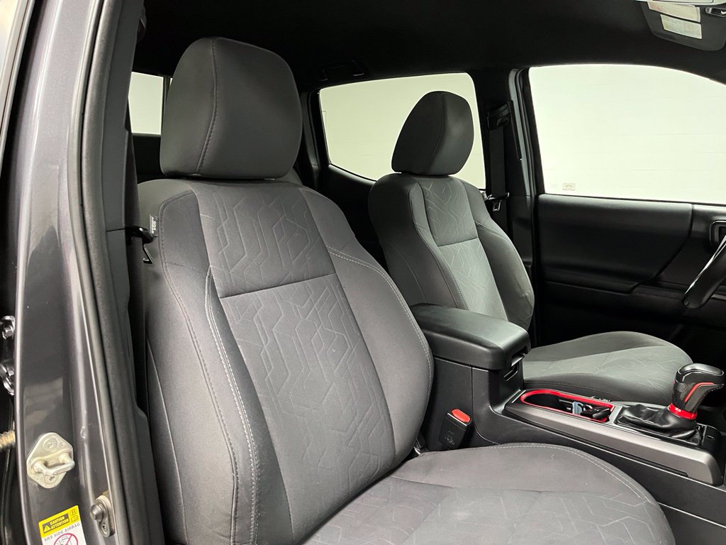Used 2017 Toyota Tacoma TRD Sport w/ Tow Package (A/T) AWD/4WD image 56